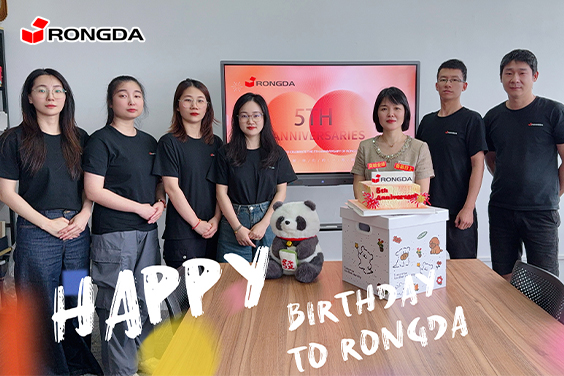 5년간의 우수성: Rongda는 어떻게 신뢰할 수 있는 원스톱 포장 기계 공급업체가 되었습니까?