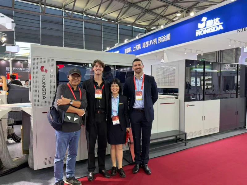 Rongda Packaging at All in Print China 2026: BFM1000 자동 케이스 제작기 라이브 데모